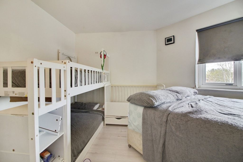 Additional image 7 of 2 bed flat for saleCreamery Court, Letchworth Garden City SG6
