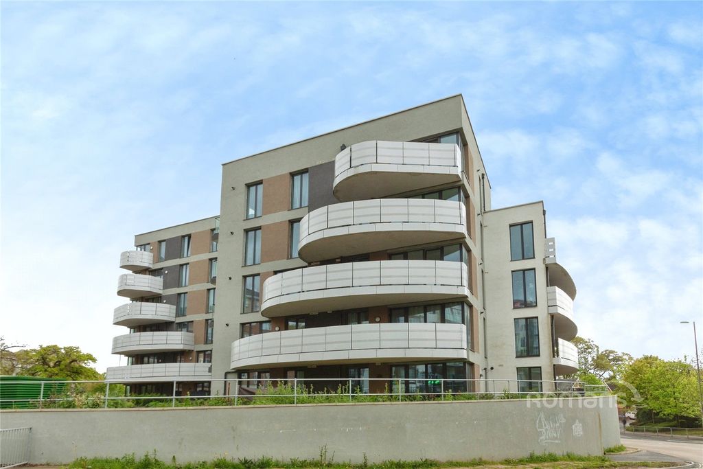 Property photo 1 of 15 Picture No. 54