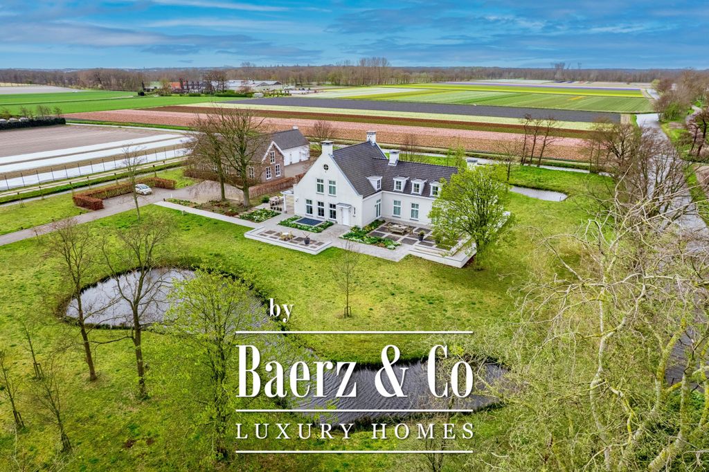 Property photo 1 of 98