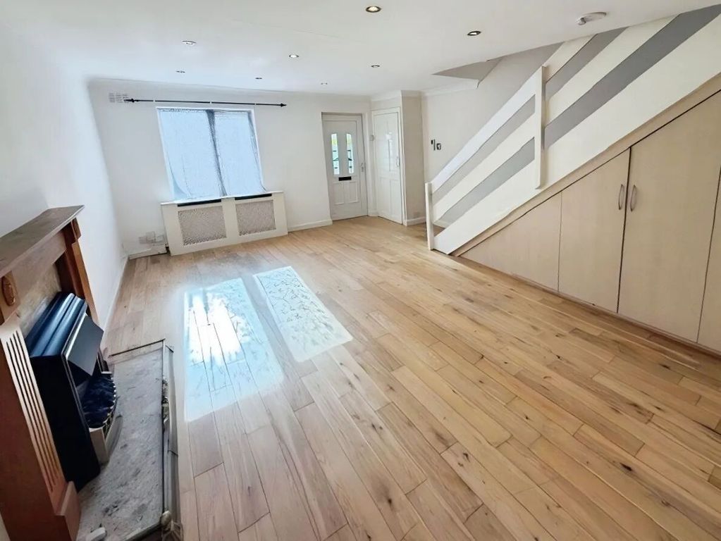 Property photo 2 of 16 Picture 2