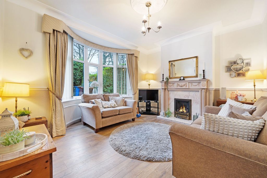 Property photo 2 of 53