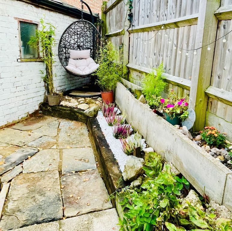 Property photo 3 of 8