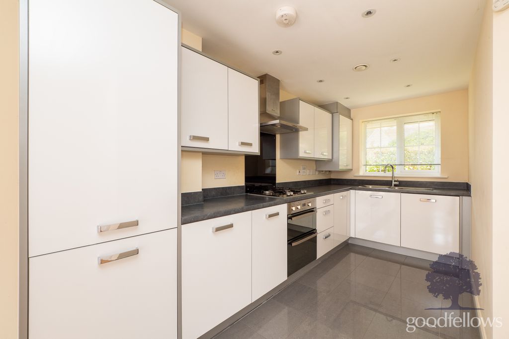 Property photo 1 of 11 Picture No. 24
