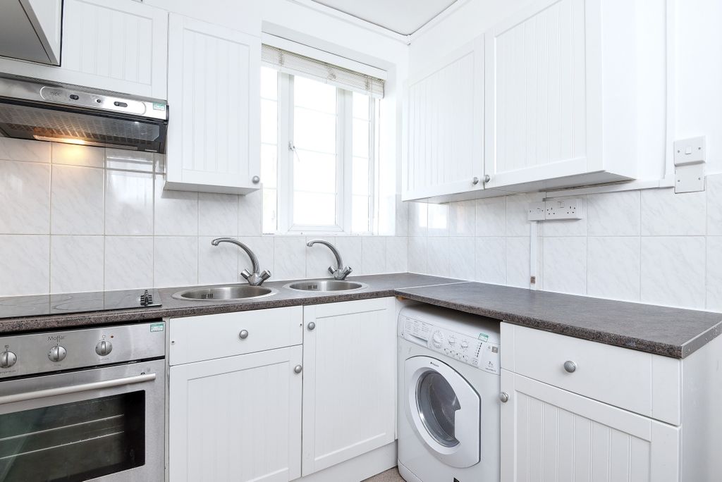 Property photo 2 of 6 220801 (3)c
