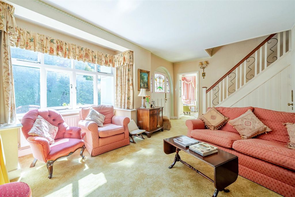Additional image 5 of 4 bed detached house for saleHeatherdene Avenue, Crowthorne, Berkshire RG45