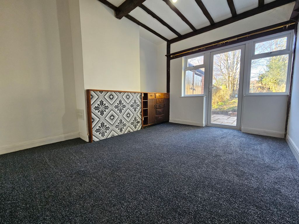 Property photo 3 of 21 Front