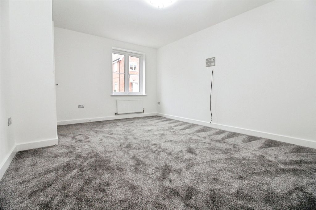 Property photo 3 of 13 Picture No. 12