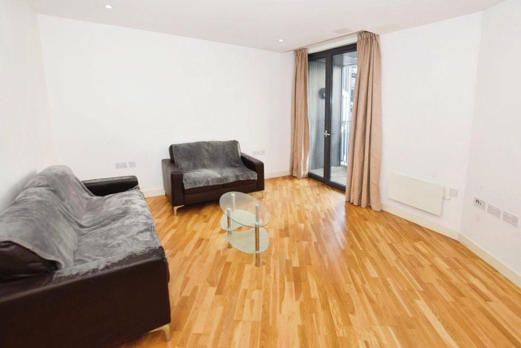 Property photo 1 of 22 Picture No. 23