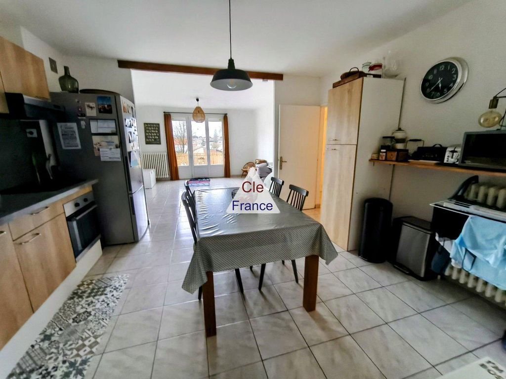 Property photo 3 of 13