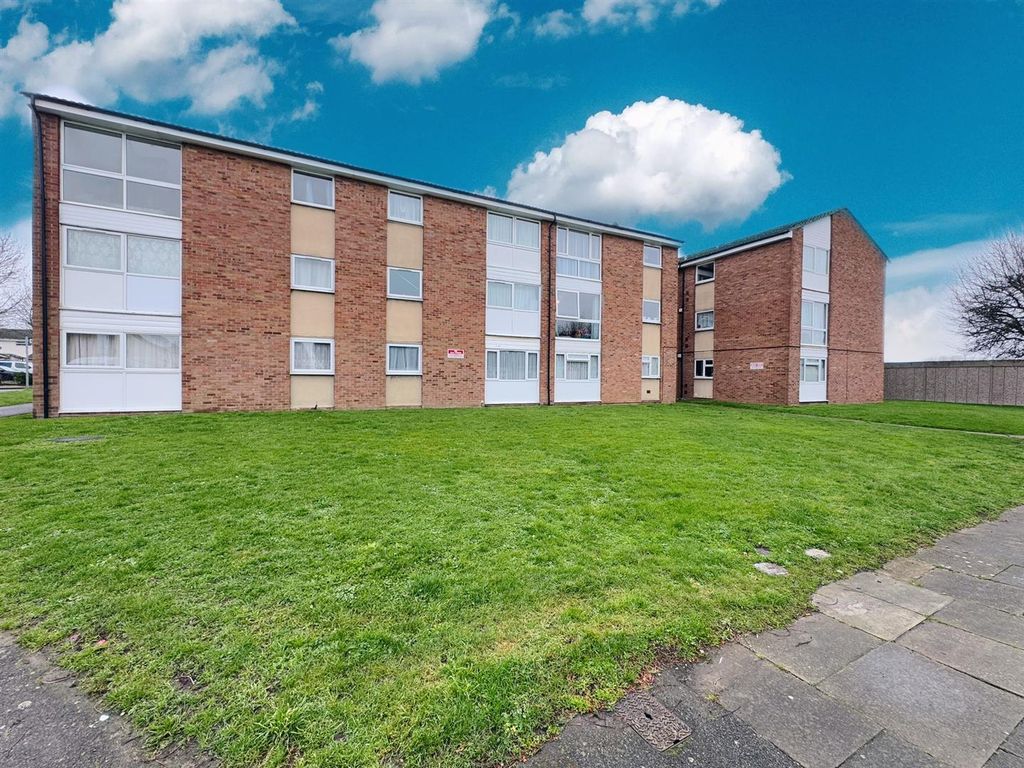 Property photo 1 of 8
