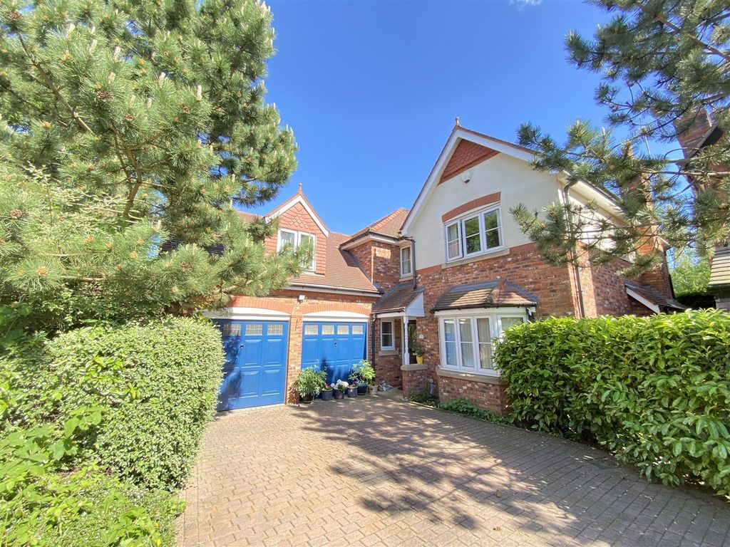 Property photo 1 of 22