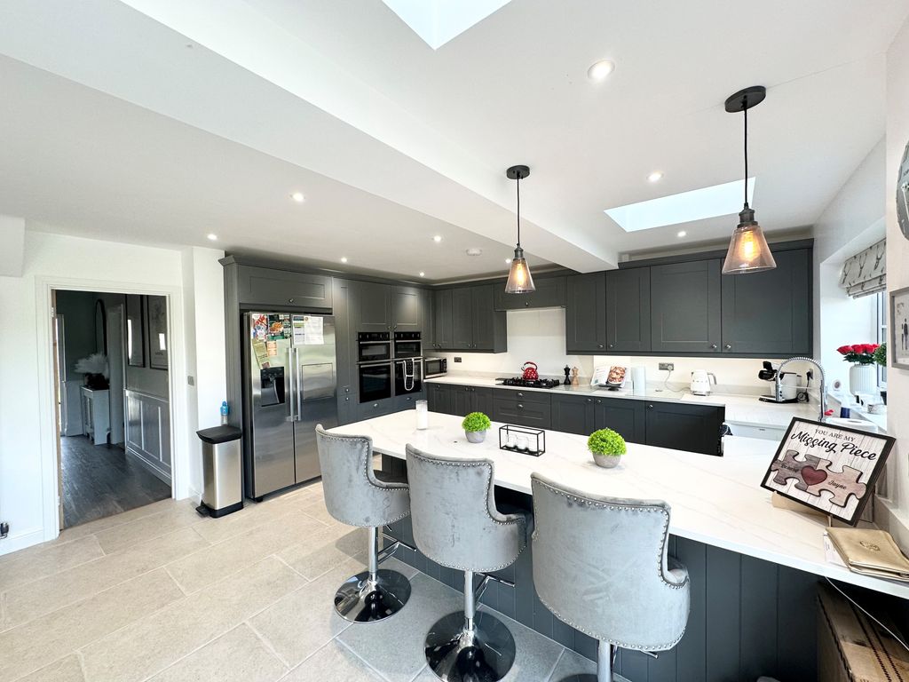 Property photo 2 of 24 Front