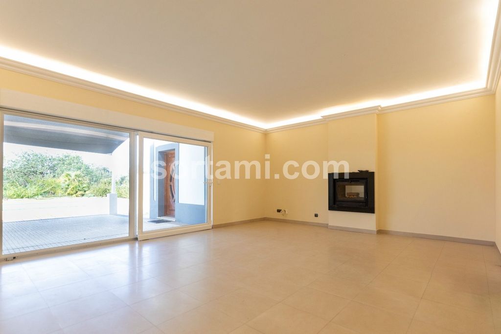 Property photo 2 of 55