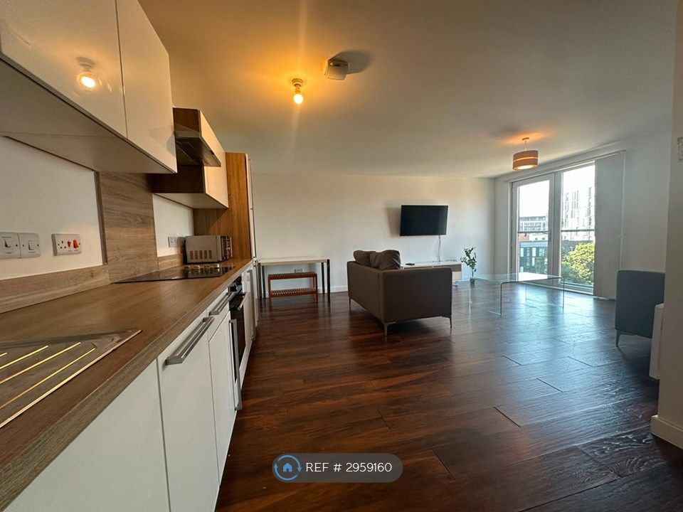 Property photo 3 of 13