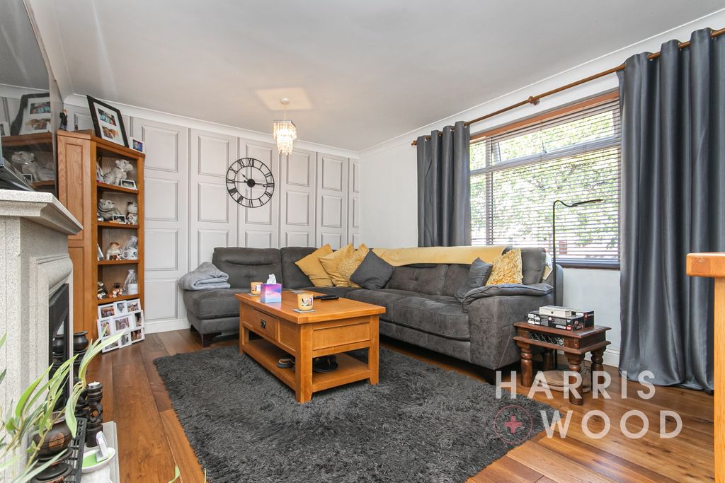 Property photo 3 of 21 4190776