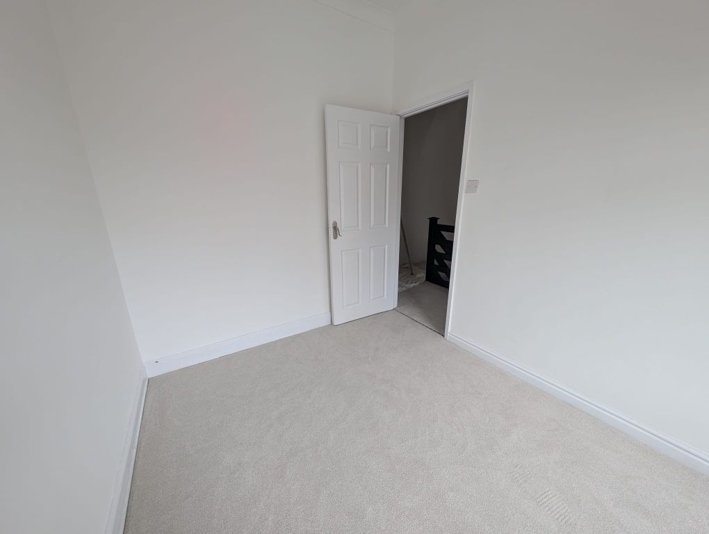 Property photo 2 of 4 Bedroom 2