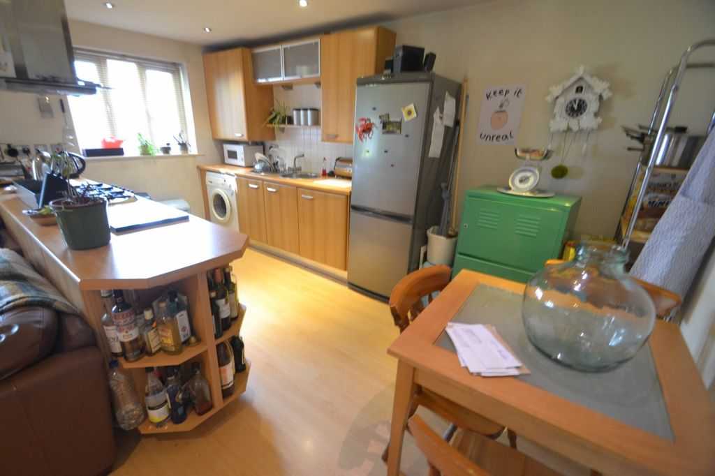 Property photo 3 of 9 Photograph 3