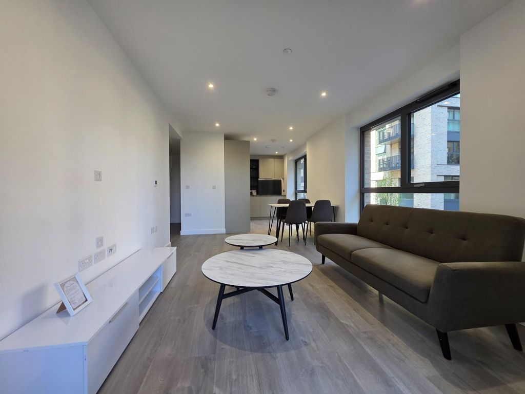 Property photo 2 of 11 Gallery