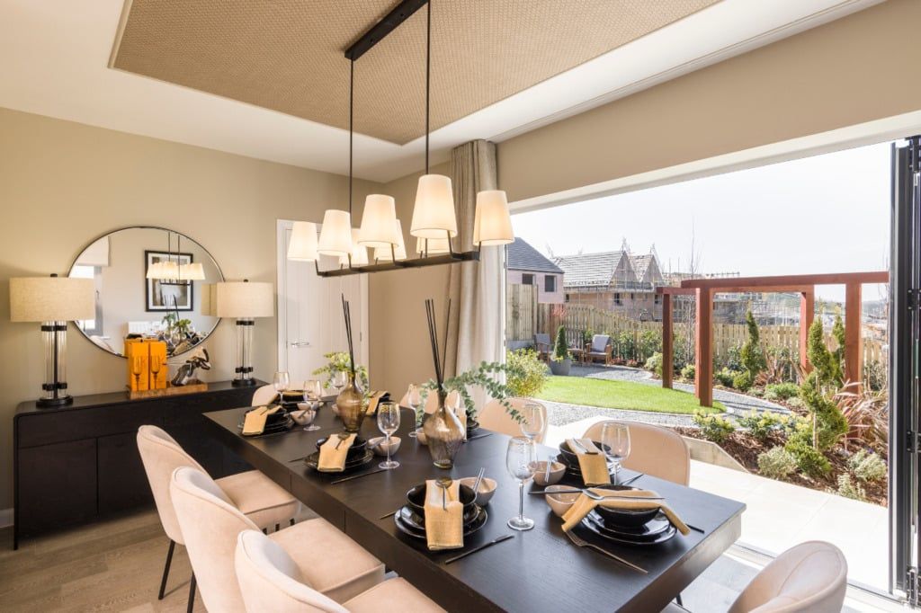 Property photo 1 of 11 10
