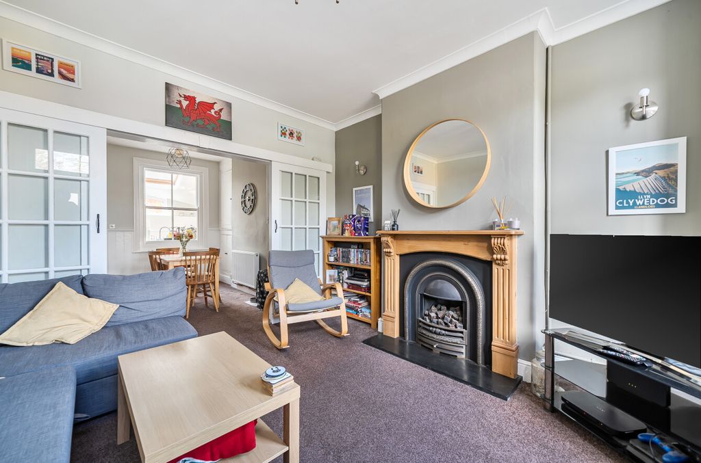 Property photo 2 of 22 1432602-10-69c42A...