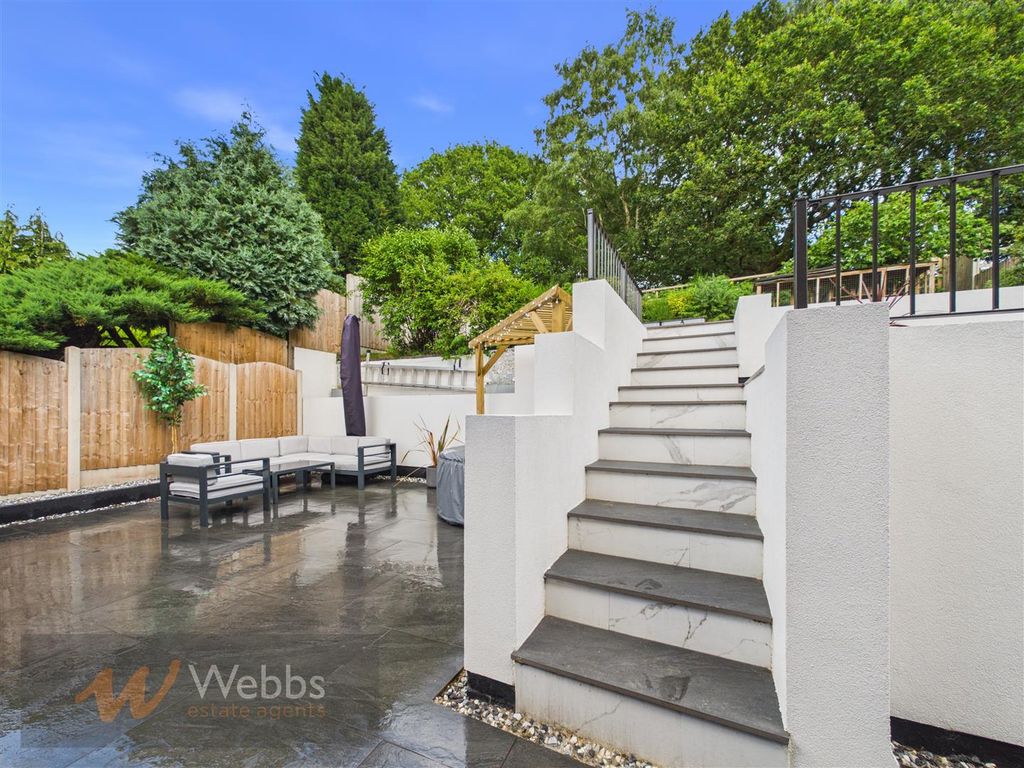 Property photo 3 of 34 Cam01407G0-Pr0217-Still013.Jpg