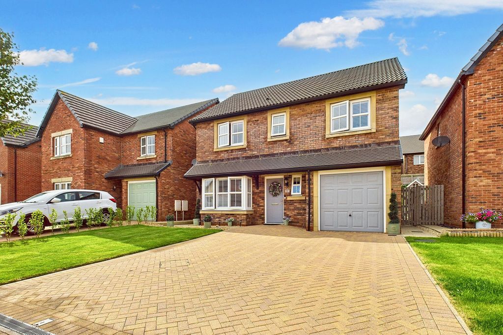 Property photo 1 of 27