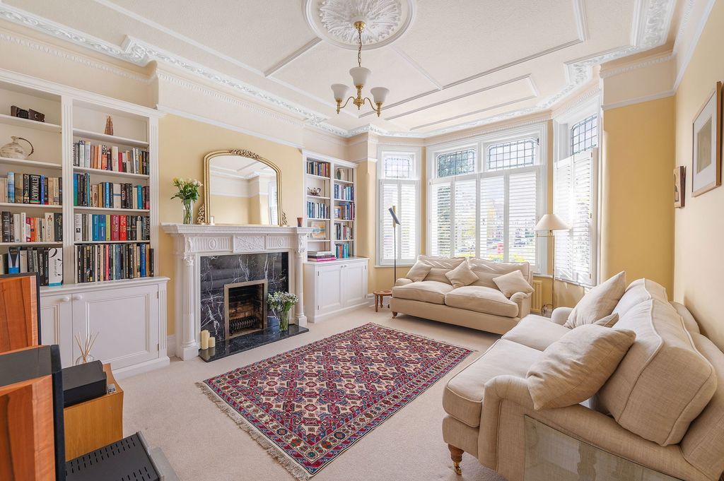 Property photo 1 of 53