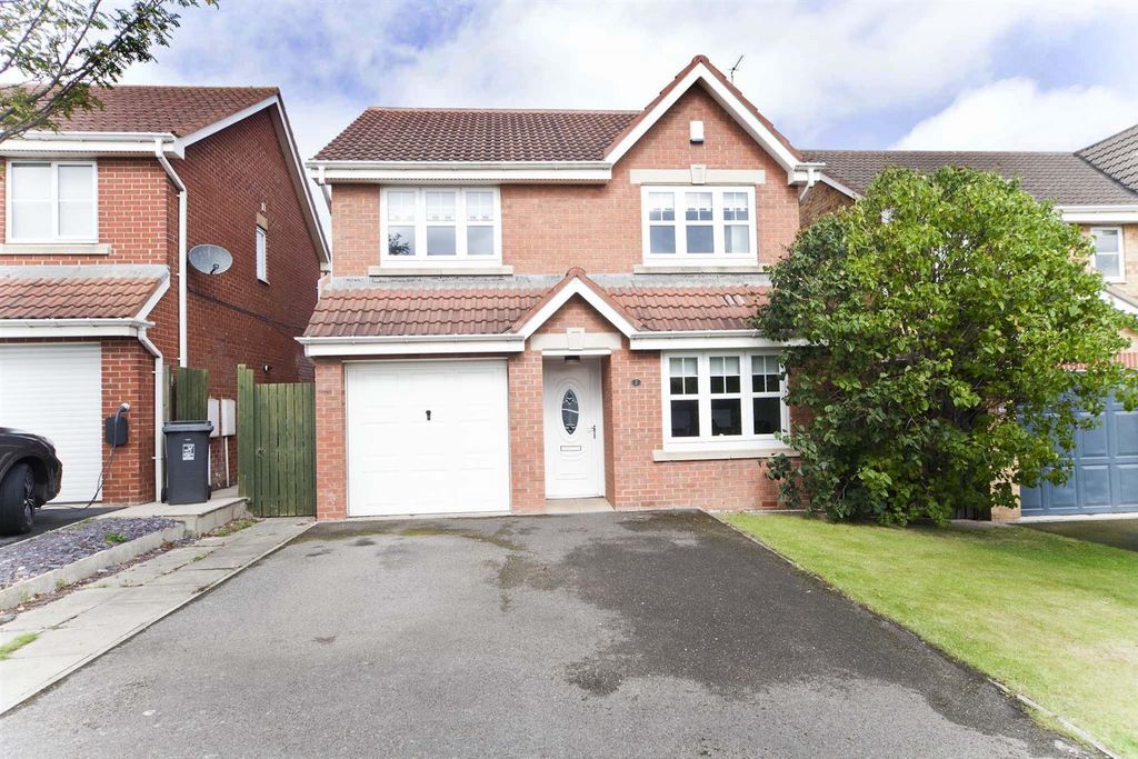 Property photo 1 of 31