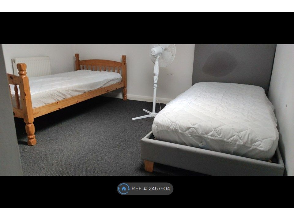Property photo 1 of 3