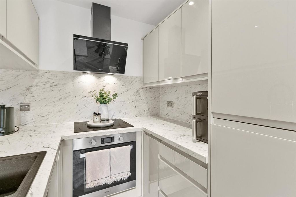 Additional image 13 of 2 bed flat for saleLevenford Terrace Dumbarton G82