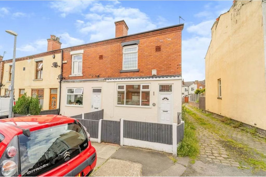 Property photo 1 of 15