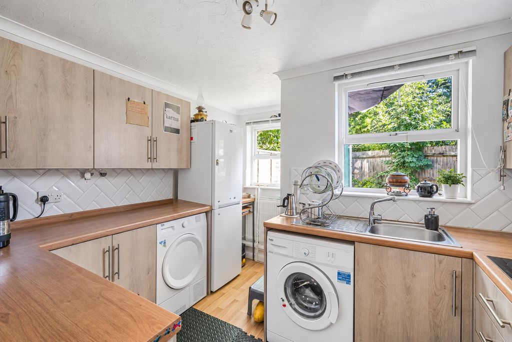 Property photo 2 of 13 Kitchen 1.Png
