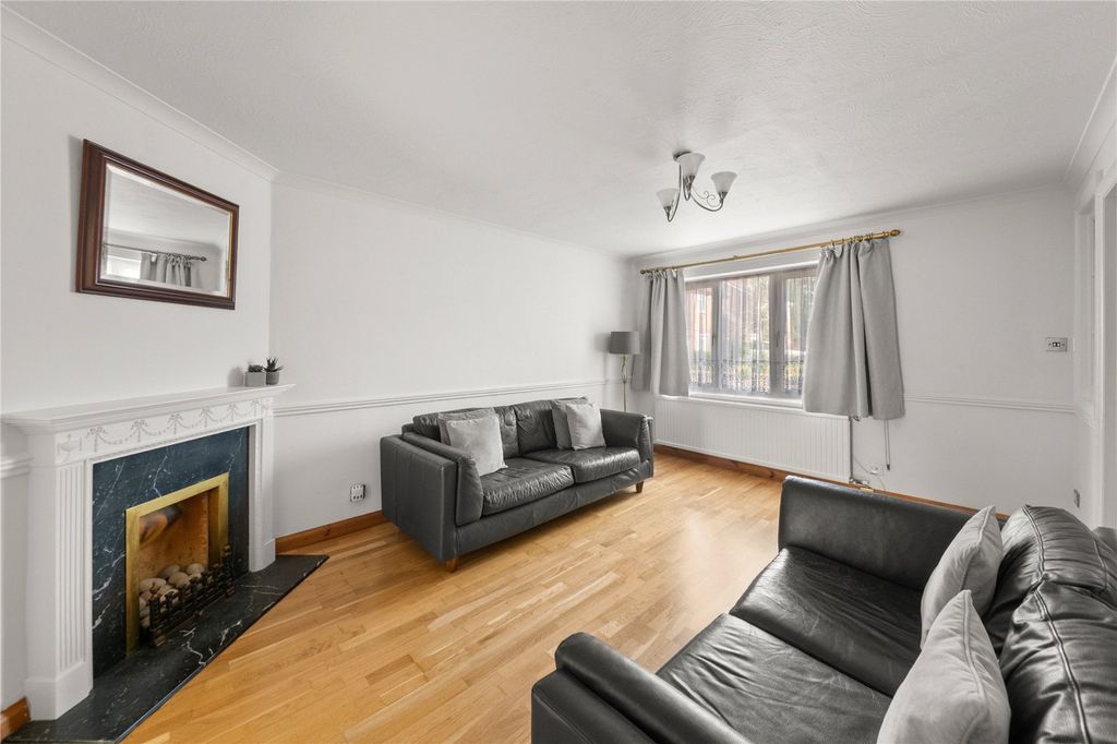Property photo 2 of 20 Picture No. 04