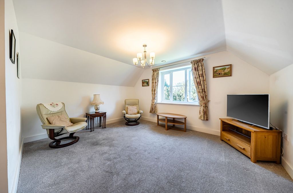 Property photo 2 of 24 1438152-4-69d55ba...