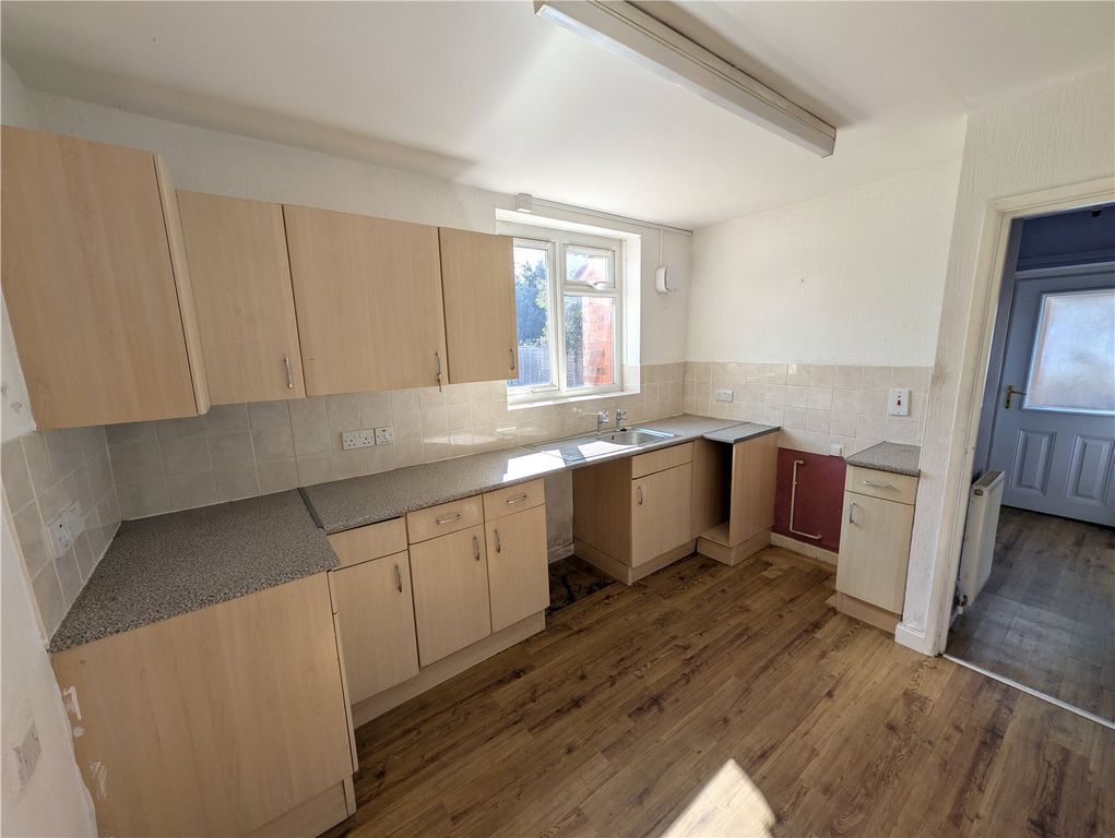 Property photo 3 of 10 Picture No. 02
