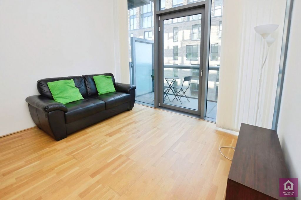 Property photo 1 of 12 Pbox-Img.Jpg