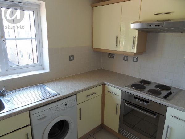 Property photo 3 of 5 Kitchen