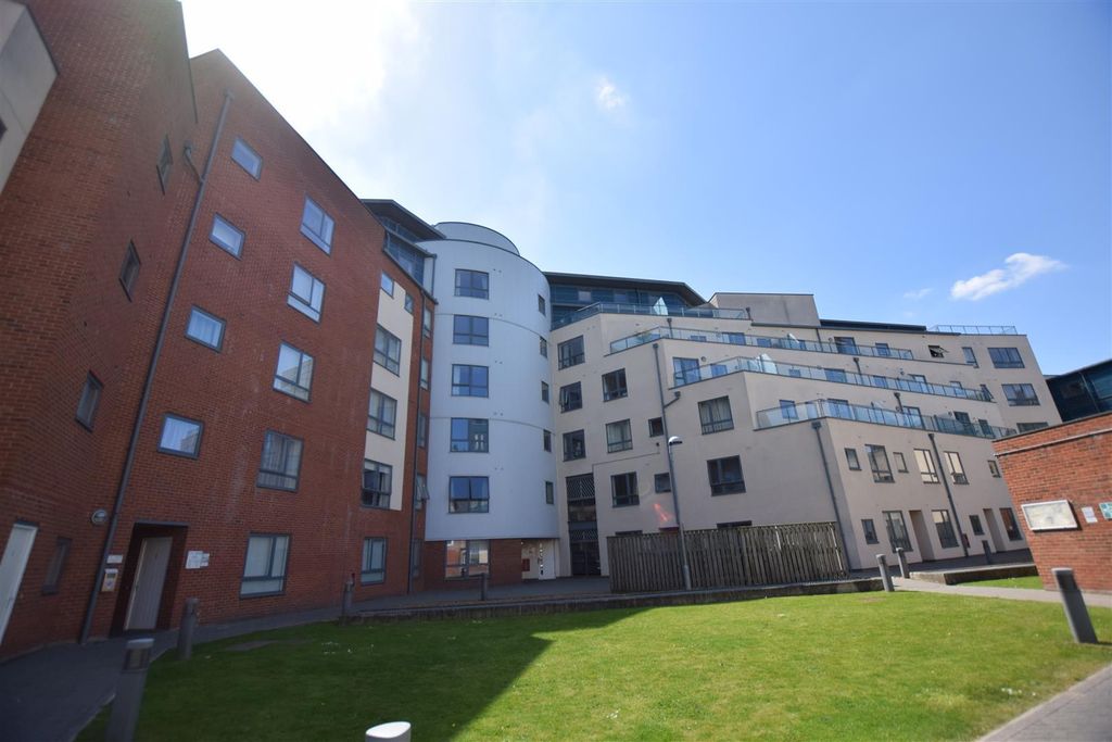 Property photo 1 of 6 R9Fmskrvb0-Rf1Cgyykxcq.Jpg