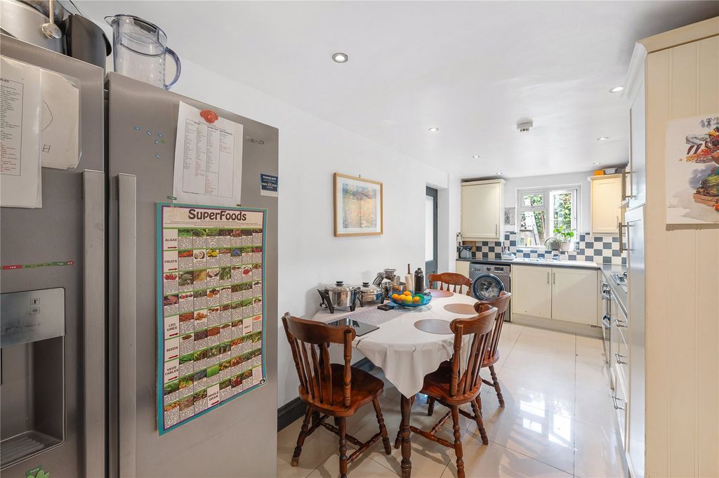 Property photo 3 of 14 Picture No. 05