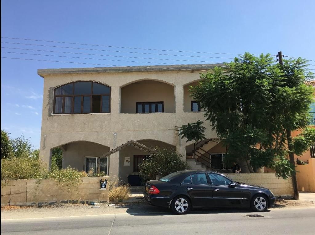 Property photo 1 of 7