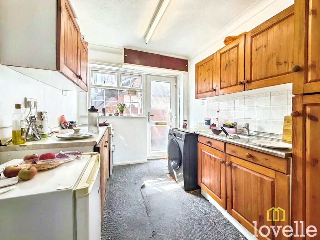 Property photo 3 of 5