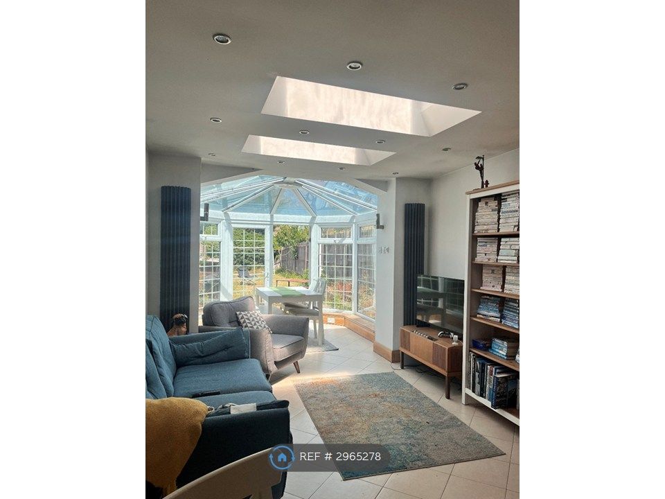 Property photo 1 of 15 Lounge And Conservatory