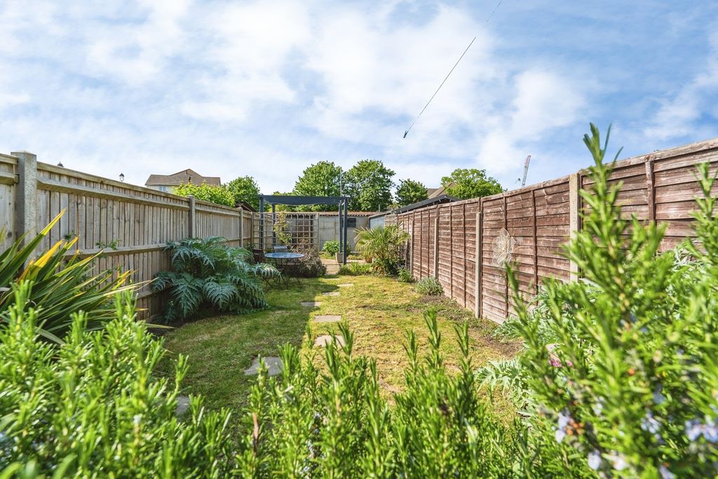 Property photo 3 of 29 Pbox-Img.Jpg