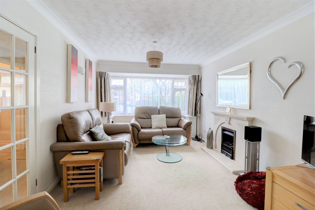Property photo 2 of 15 Picture No. 02