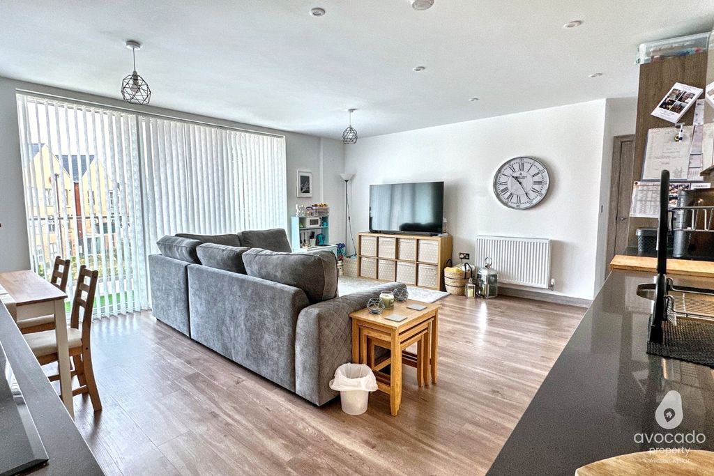 Property photo 2 of 10 4444263