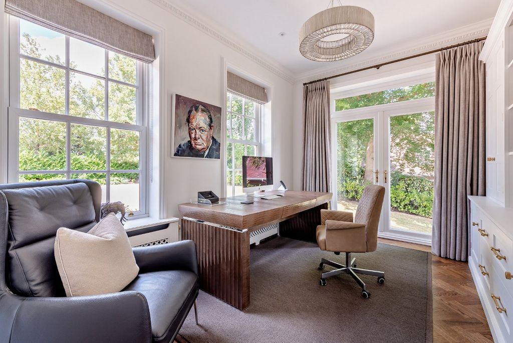 Additional image 10 of 6 bed detached house for saleFlowers Hill, Pangbourne, Berkshire RG8