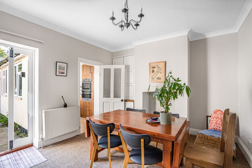 Property photo 3 of 20 Dining Area