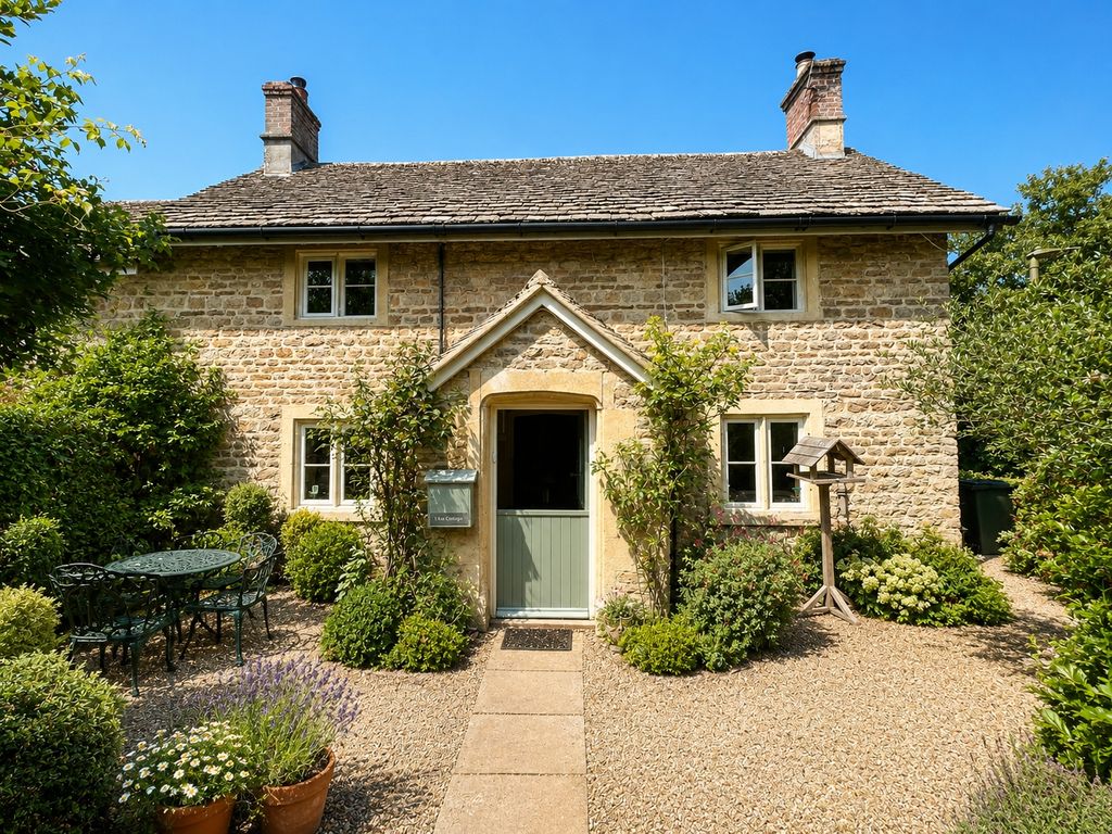 Property photo 1 of 19 Front