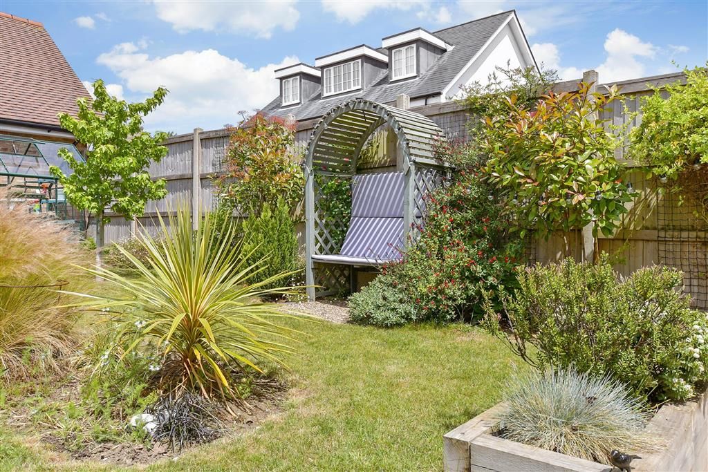 Property photo 3 of 15 External Feature