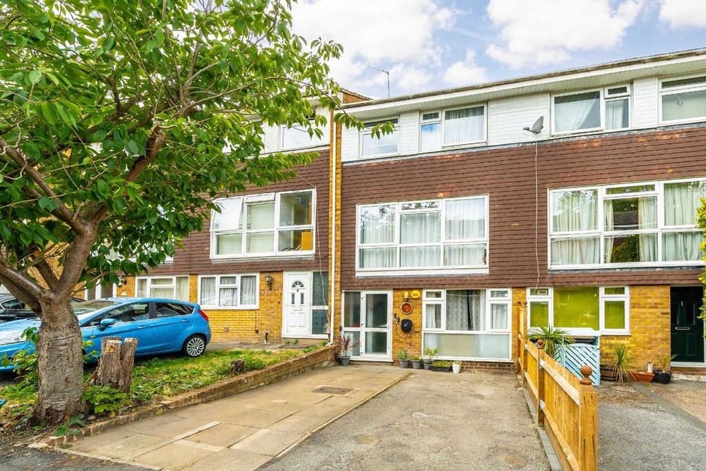 Property photo 1 of 6